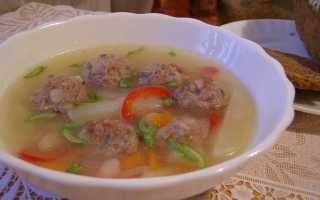 Очень вкусный суп с фрикадельками из мяса и грибов