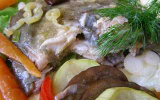 Камбала запеченная с овощами