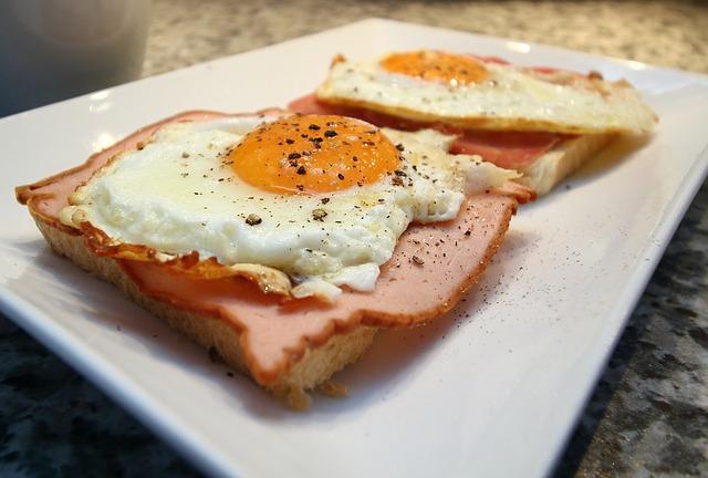 яичница с беконом